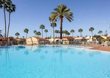 Apartment Bungalow Santa Fe Terraza Con Jardin